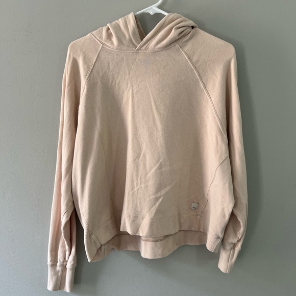 Vuori Sweaters - Vuori Tan Wash Oversized Hoodie Women’s Size S